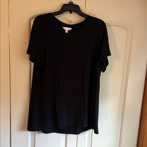 Crown & Ivy Black Short Sleeve Tee